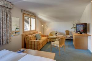 Svetainės erdvė apgyvendinimo įstaigoje Hotel Metropol & Spa Zermatt