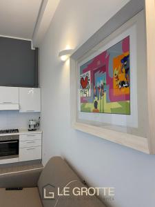 Η κουζίνα ή μικρή κουζίνα στο Tramonto - Le Grotte Rooms & Apartments