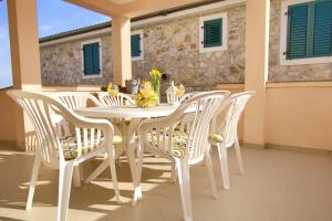 Fotografie z fotogalerie ubytování Sea Breeze Suite - Beachfront v destinaci Kali
