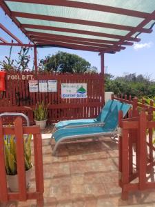 Een balkon of terras bij Comfort Suites Three Bedroom Apartment