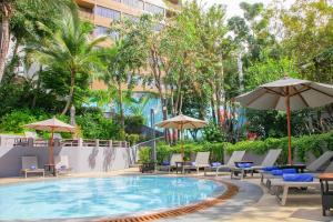 Бассейн в Holiday Inn Resort Krabi Ao Nang Beach by IHG или поблизости