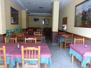 A restaurant or other place to eat at El Ancla