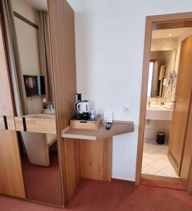 Η κουζίνα ή μικρή κουζίνα στο Gasthaus Pension Moselgruss +30 φωτογραφίες