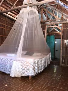 Galeriebild der Unterkunft Tanjung Mefiyai Homestay in Fam