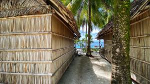 Galeriebild der Unterkunft Tanjung Mefiyai Homestay in Fam