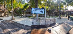 Galeriebild der Unterkunft Tanjung Mefiyai Homestay in Fam