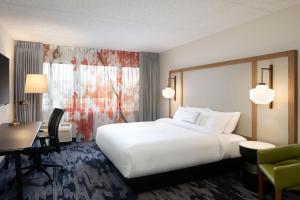 Postel nebo postele na pokoji v ubytování Fairfield Inn & Suites by Marriott Denver Southwest/Lakewood