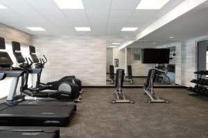 Fitness centrum a/nebo fitness zařízení v ubytování Fairfield Inn & Suites by Marriott Denver Southwest/Lakewood