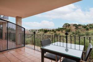Balkón nebo terasa v ubytování AC Hotel Ciudad de Toledo by Marriott
