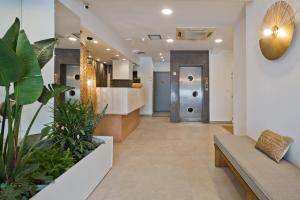 Dapur atau dapur kecil di Diana Art Boutique Hotel