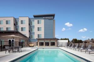 Bazén v ubytování Residence Inn by Marriott Rehoboth Beach nebo v jeho okolí