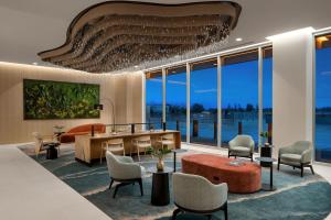 Posezení v ubytování Delta Hotels by Marriott Vancouver Delta