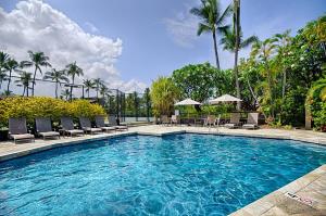 Swimmingpoolen hos eller tæt på Kanaloa at Kona 701