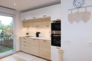 Zdjęcie z galerii obiektu Lovely 2-bedroom apartment "L'Île ô vert" air-conditioned with parking w mieście Mandelieu-la-Napoule +18 zdjęć