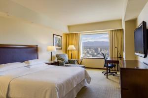Uma TV ou centro de entretenimento em Sheraton Mendoza Hotel
