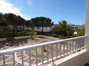 Fotografia z galérie ubytovania Appartement 2 pièces, piscine, parking, proche commodités, Cap d'Agde - FR-1-723-1 v destinácii Cap d'Agde