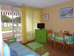 Fotografia z galérie ubytovania Appartement 2 pièces, piscine, parking, proche commodités, Cap d'Agde - FR-1-723-1 v destinácii Cap d'Agde