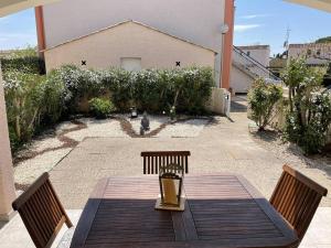 Fotografia z galérie ubytovania Appartement lumineux près de la plage Richelieu avec piscine, 2 terrasses, parking privé - FR-1-723-45 v destinácii Cap d'Agde + 2 fotografie