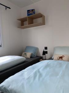 Galeriebild der Unterkunft WohlfühlChalet Makkum Ijsselmeer Familienunterkunft in Makkum