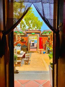 Fotografie z fotogalerie ubytování 彼岸古厝民宿-包棟優先--Biiann B&B v destinaci Jinning