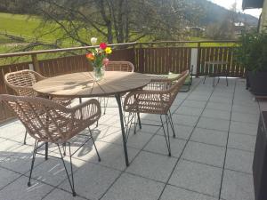 Balkon oz. terasa v nastanitvi Seeblick-Appartements Ossiach