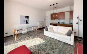 Kuchyň nebo kuchyňský kout v ubytování Larius Apartment Carate Urio