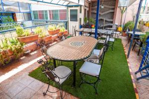 Imagen de la galería de Hôtel Faouzi, en Marrakech