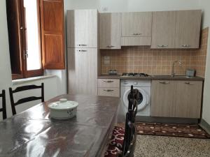 A kitchen or kitchenette at Il Gaza