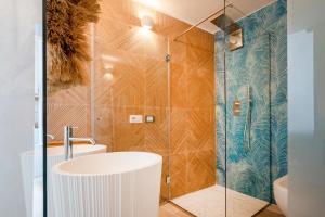 Koupelna v ubytování Apulia Charming Suites - Casa Lonfo Suite Sole