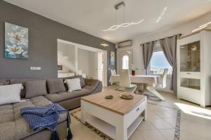 A seating area at Villas Guzman - Tango