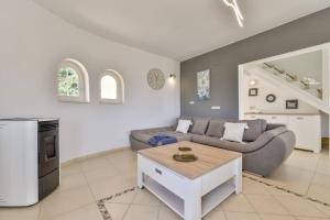 A seating area at Villas Guzman - Tango Még 37 kép