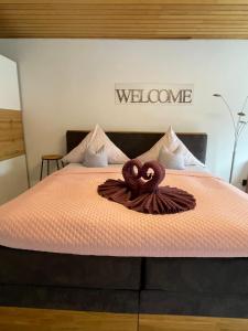 Llit o llits en una habitació de Wohnen beim Brotsommelier - Holzmichel
