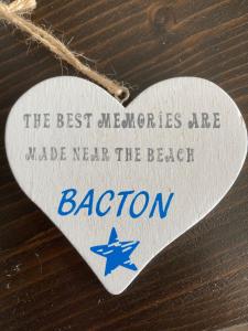 Gallery image of Summer Breeze Caravan in Bacton