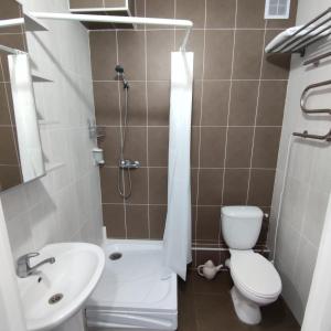 Ένα μπάνιο στο Promenade Burabay Ikea room halal-apartments (no alcohol, no unmarried couples)
