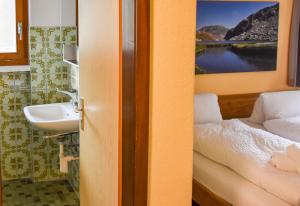 Vannituba majutusasutuses Hotel Pazzola