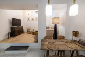 Khu vực ghế ngồi tại Chez Collette - Luxury in the Old Nice