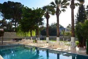 Der Swimmingpool an oder in der Nähe von Marla Didim Otel