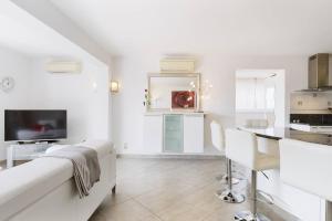Fotografia z galérie ubytovania Maison climatisée vue mer piscine privée plage v destinácii Bandol