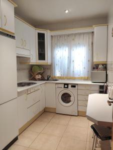Kuchnia lub aneks kuchenny w obiekcie Chalet en Valle del Tietar