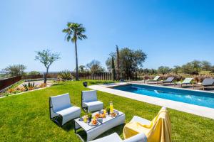 Bazén v ubytování Villa Oasis Del Mar by Algarve Vacation nebo v jeho okolí