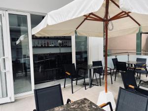 Reštaurácia alebo iné gastronomické zariadenie v ubytovaní International Hotel