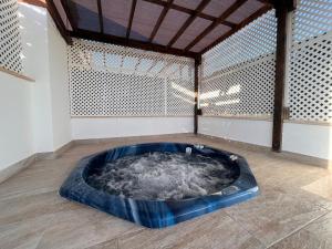Gallery image of Atico Helena con solarium y jacuzzi privado en Laguna Beach in Vera
