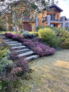 Vonkajšia záhrada v ubytovaní Oleandro Garden 1 - Menaggio by LoveComo