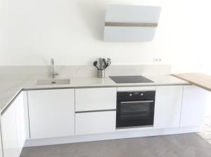 Kuchyňa alebo kuchynka v ubytovaní CANNES Martinez- family apartment 100m2 + 18 fotografií
