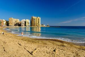Kép Holiday Suite Fuensanta 3B szállásáról Torreviejában a galériában