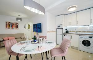 Kép Holiday Suite Fuensanta 3B szállásáról Torreviejában a galériában Még 37 kép