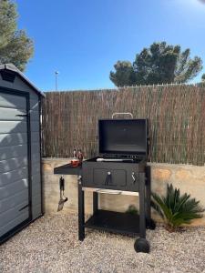 Fotografia z galérie ubytovania Apartamento con patio y Jacuzzi privado v destinácii Calafat