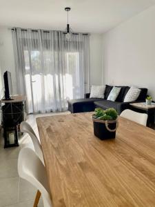 Fotografia z galérie ubytovania Apartamento con patio y Jacuzzi privado v destinácii Calafat