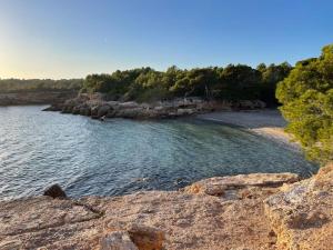 Fotografia z galérie ubytovania Apartamento con patio y Jacuzzi privado v destinácii Calafat