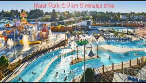 a water park km minutes drive at Big family getaway! can accommodate up to 14 guest in Abbotsford